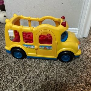 BOGO Fisher Price 2005 Little People School Bus